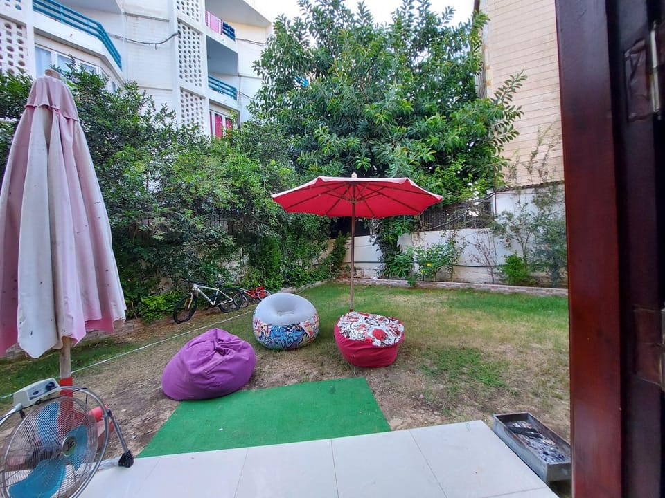 Garden, Balcony/Terrace