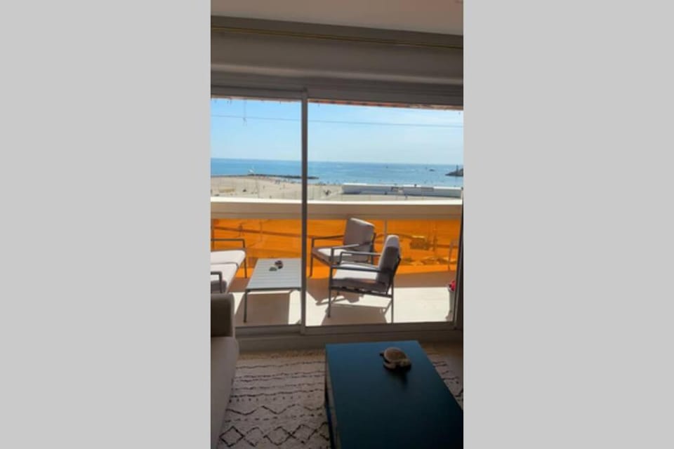 L’HORIZON -Appartement 1ère ligne vue Mer Classe3* Apartment in Palavas-les-Flots