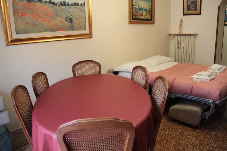 Lounge or bar, Bedroom