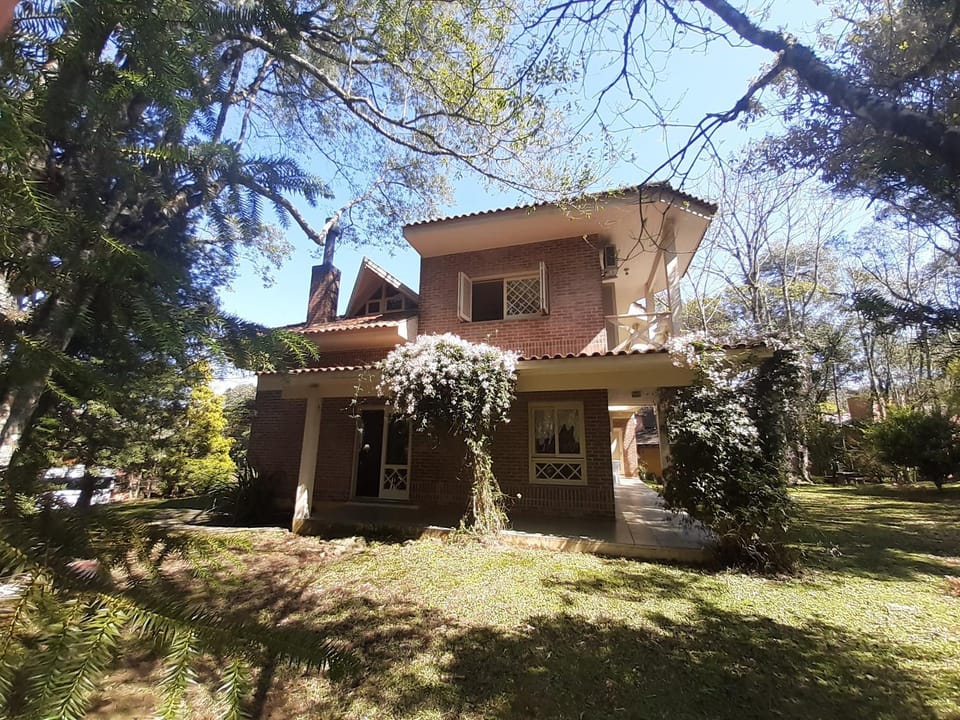 Property building, Day, Garden, Garden view