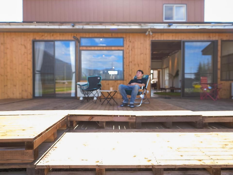 People, Balcony/Terrace