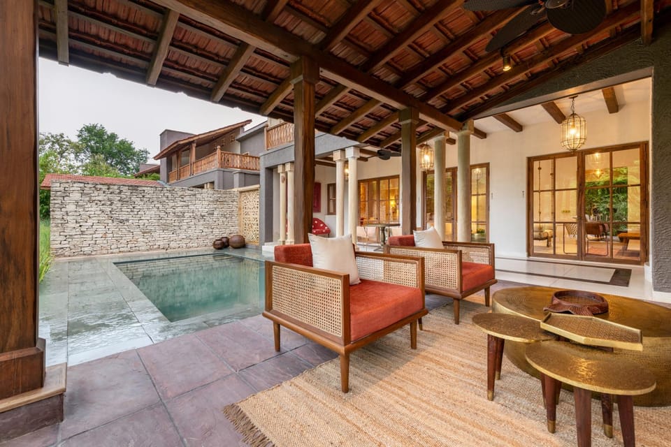 Living room, Swimming pool