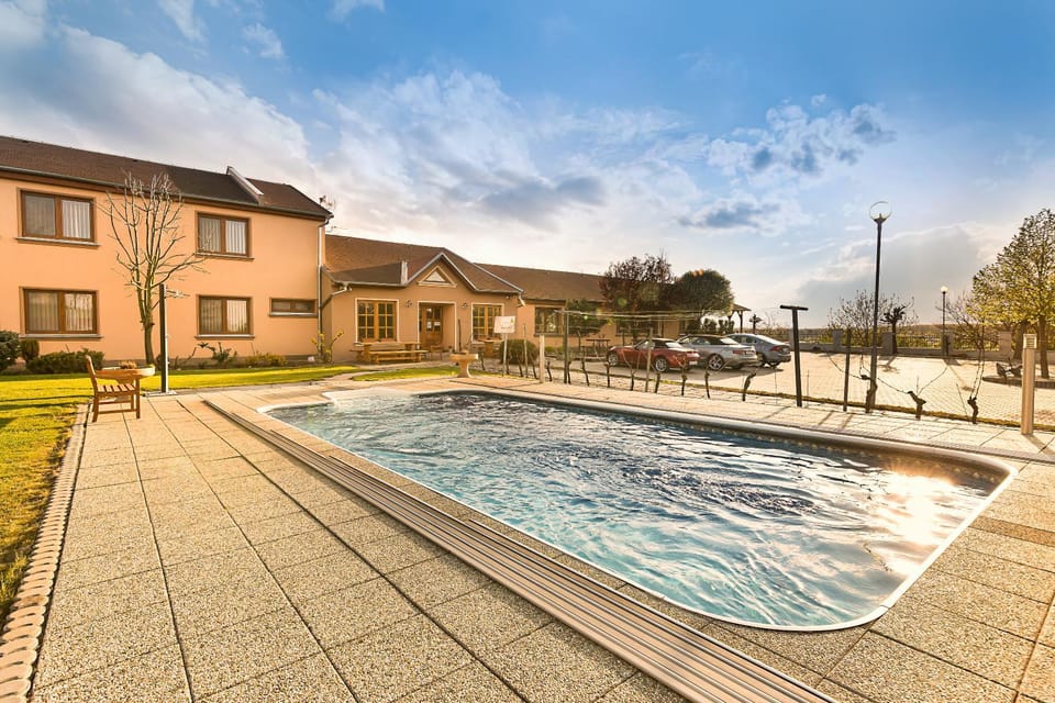 Property building, Swimming pool