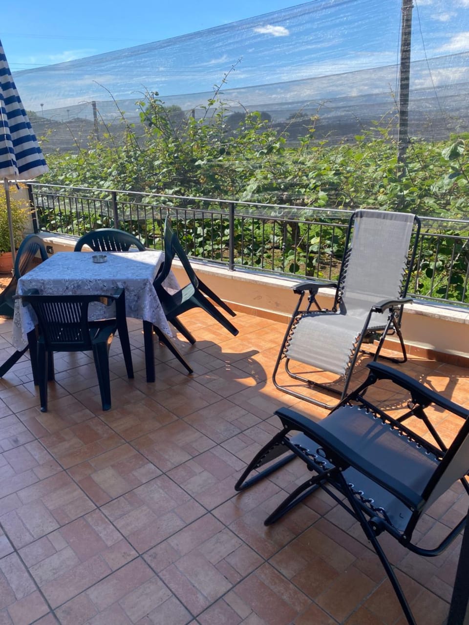 Da Nenna Bilocale indipendente Bed and Breakfast in Lake Garda