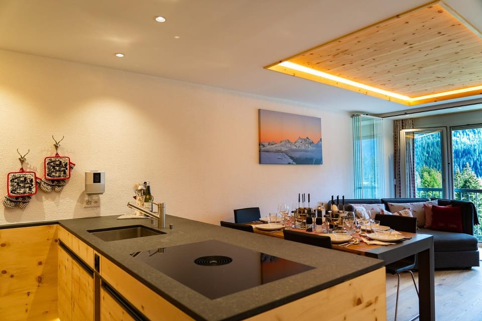 Living room, Dining area, kitchen