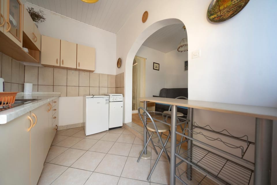 Studio Apartman Ema 2 Apartment in Šibenik-Knin County, Croatia