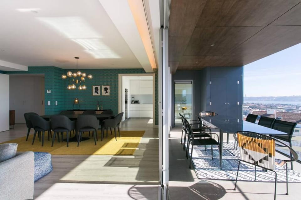 Balcony/Terrace, Living room