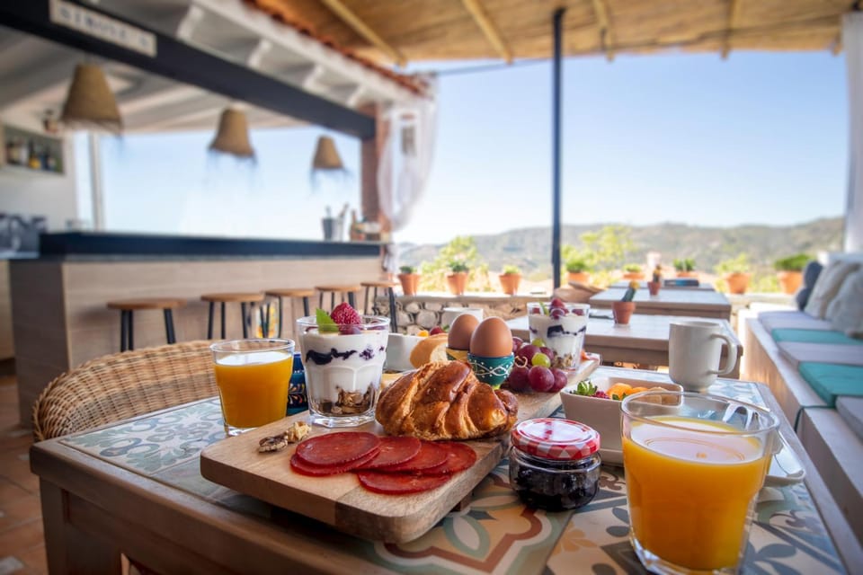 Breakfast, Continental breakfast