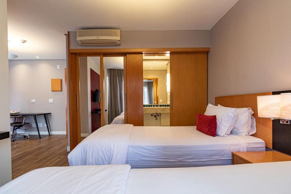 View (from property/room), Photo of the whole room, Bedroom