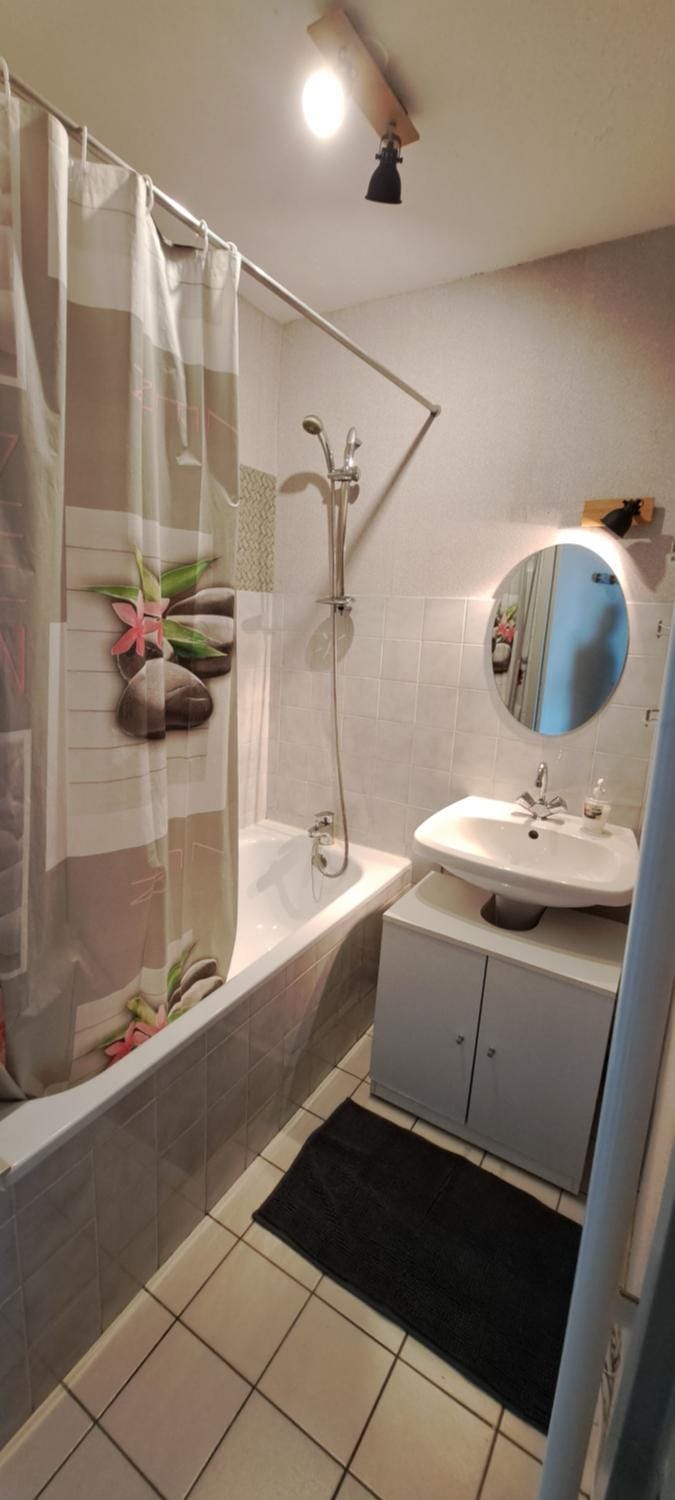 Studio à moins de 50m de l'école de voile... Apartment in La Turballe