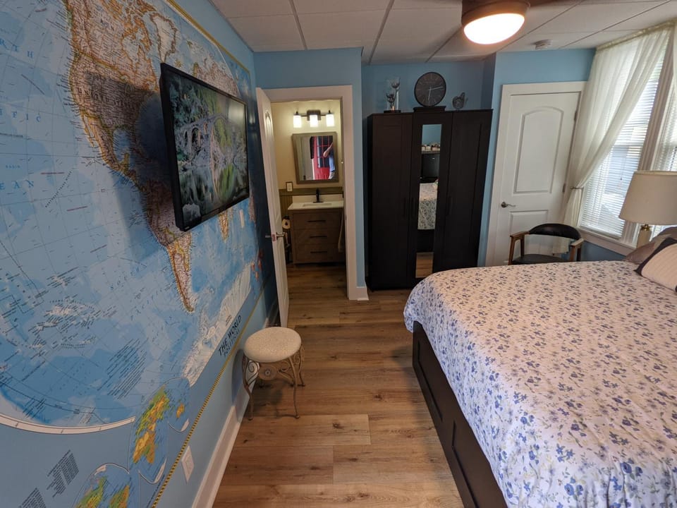 Bathroom, Bedroom