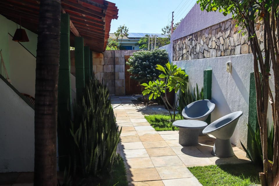 Day, Garden