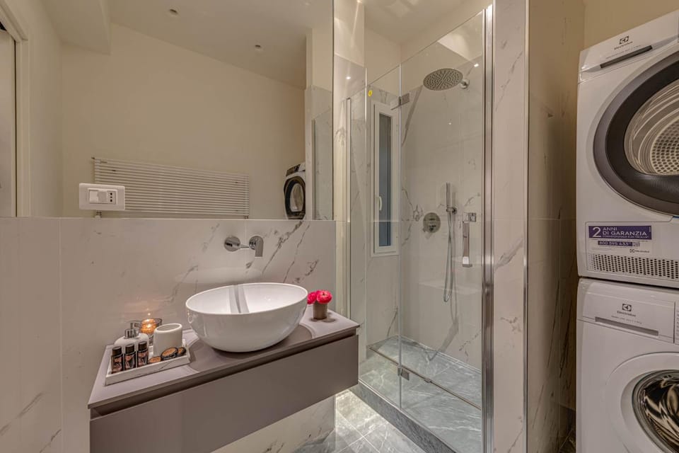 Apartments Florence -Ponte Vecchio View Apartment in Florence
