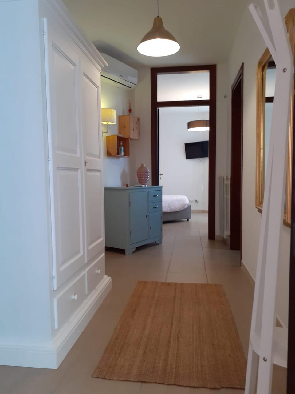 Photo of the whole room, wardrobe