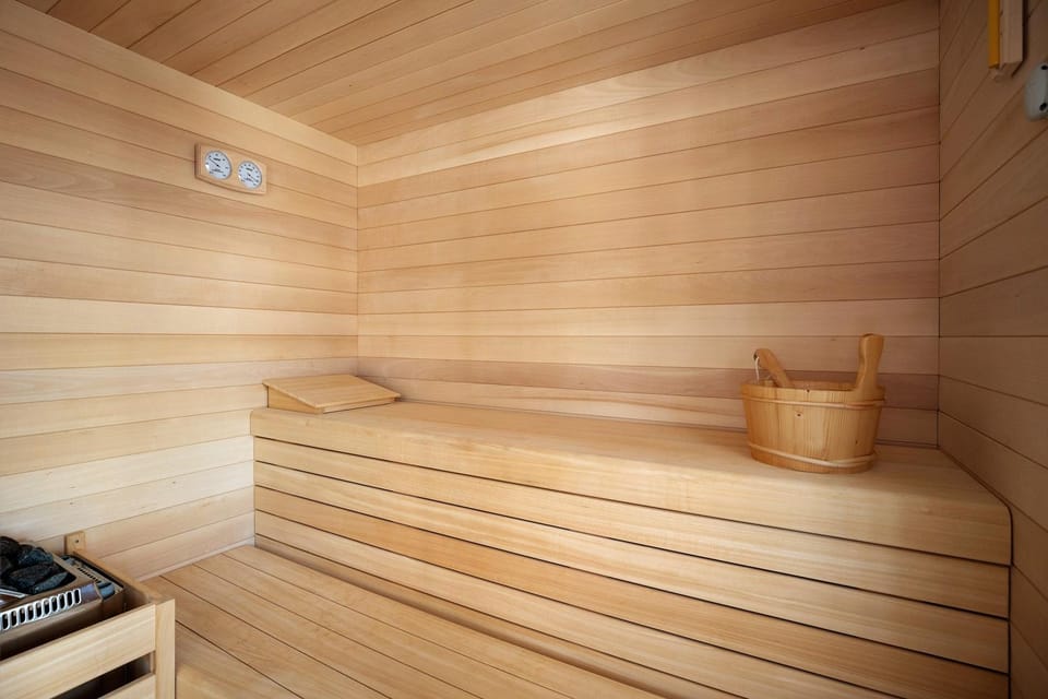 Villa Donne del Lago Ele Apartment in Salo