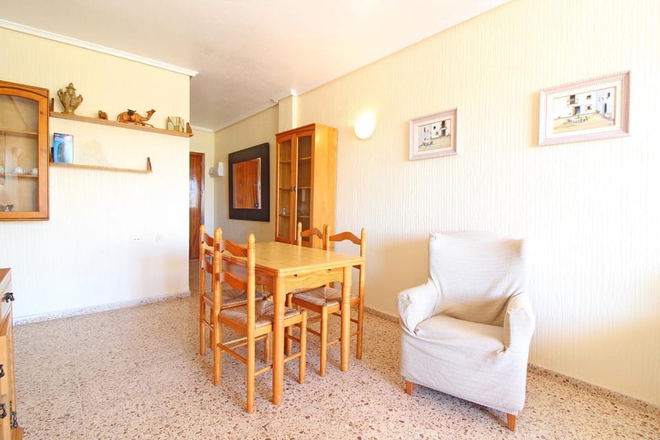 Global Properties, Apartamento con terraza y vistas a la playa Apartment in Valencian Community