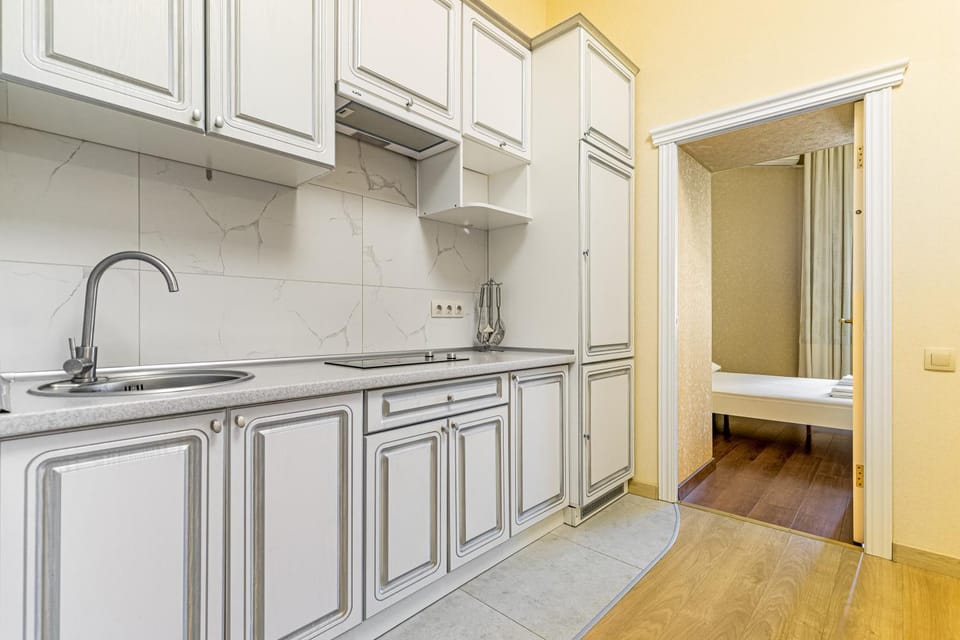 Kitchen or kitchenette, kitchen