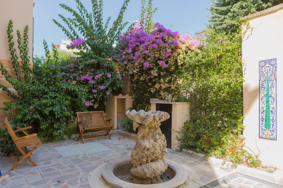 Inner courtyard view