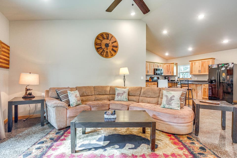 Mins to Woodruff Lakes: Pet-Friendly Cabin! Cabin in Wisconsin