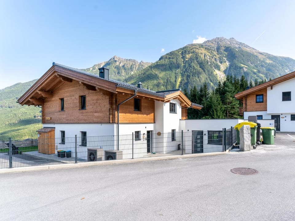 Property building, Summer