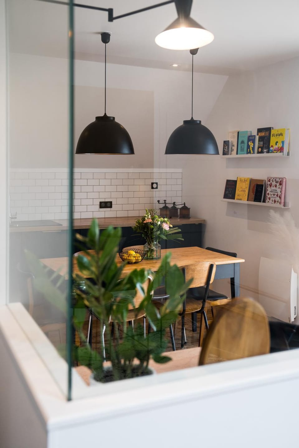 Dining area, kitchen