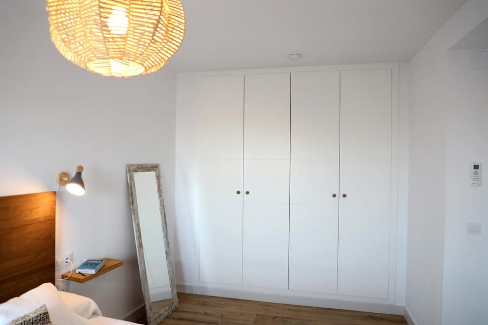 Bedroom, wardrobe