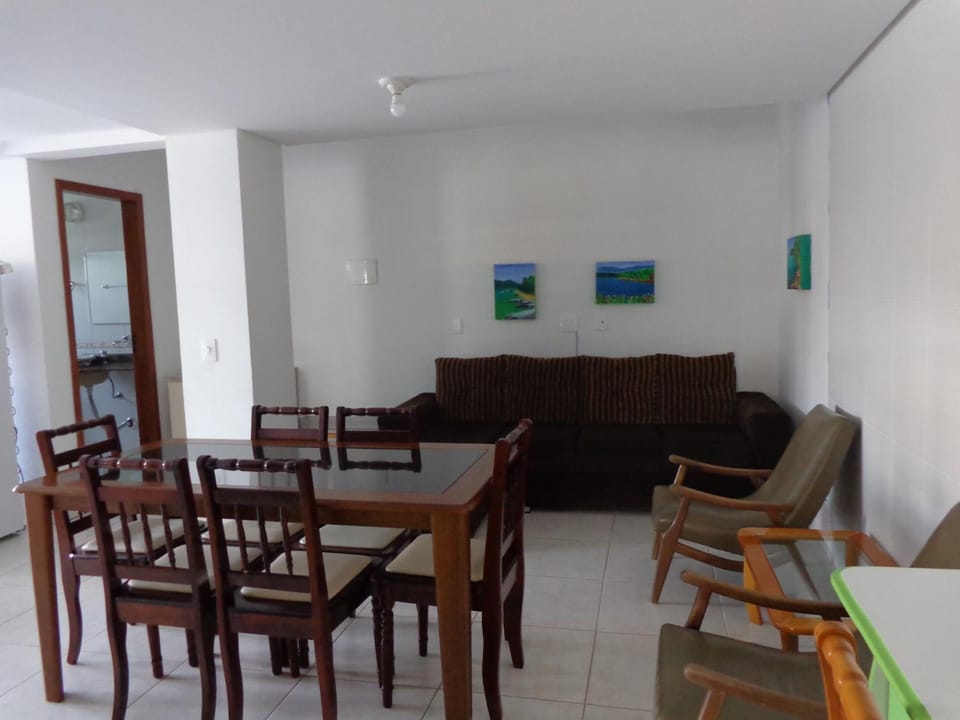 Living room, Seating area, Dining area, Meals, Dinner