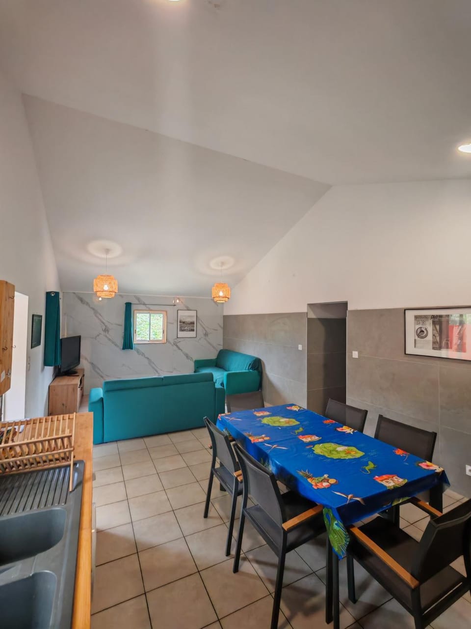 Living room, kitchen