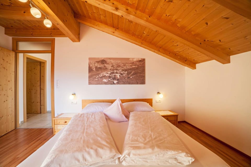 Property building, Living room, Bedroom