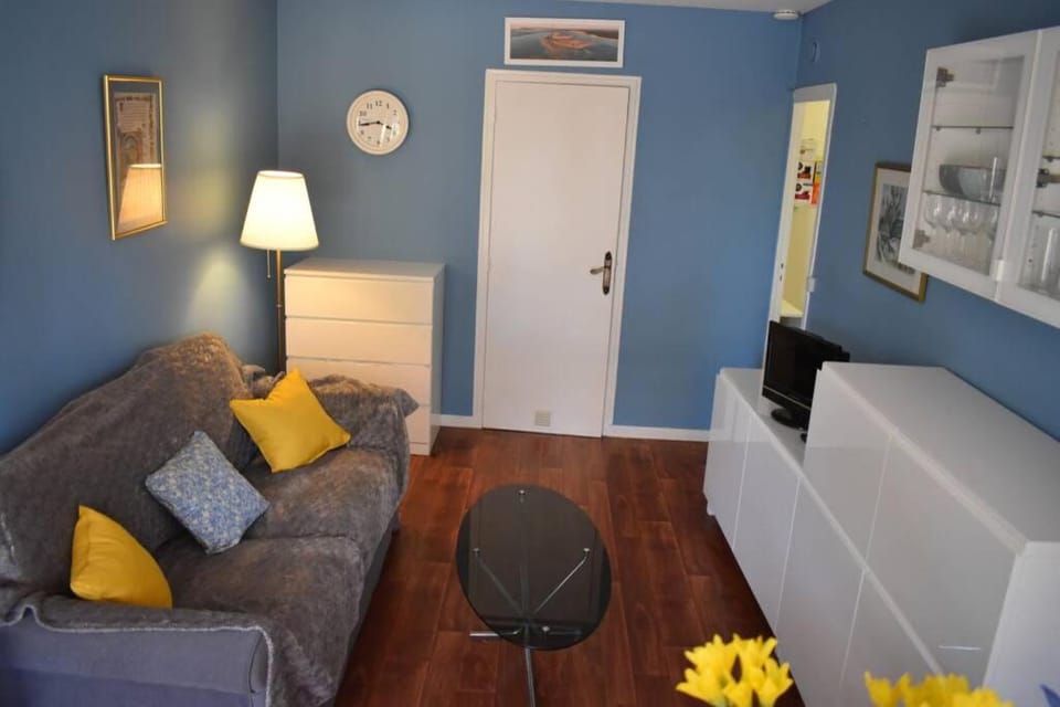 Living room, Lounge or bar