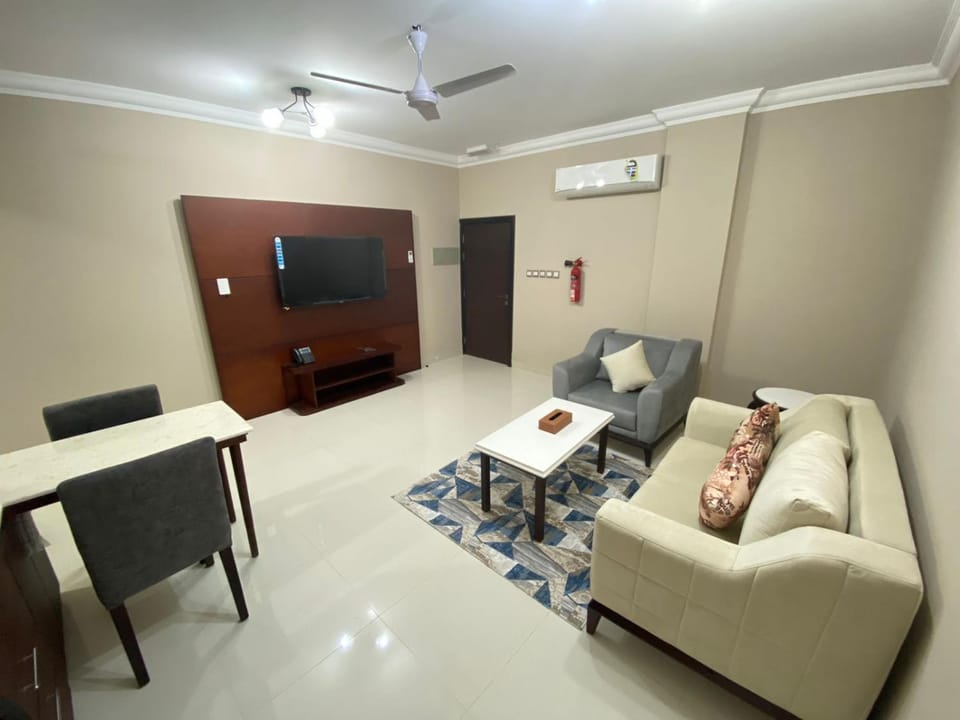 Royal Land Deluxe Suites رويال لاند للأجنحة الفاخرة Apartment hotel in Oman