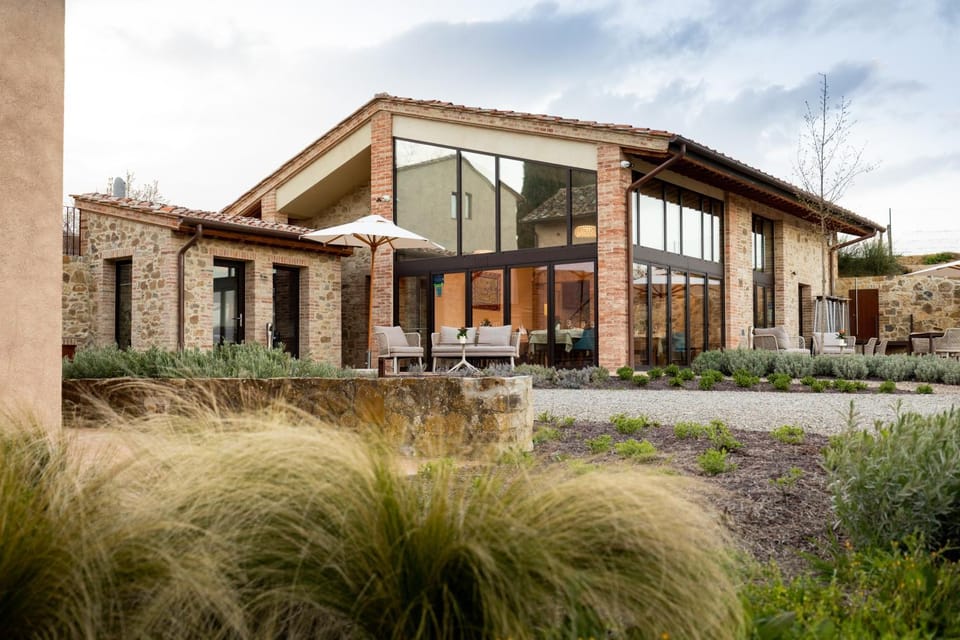 Restaurant/places to eat, Lobby or reception