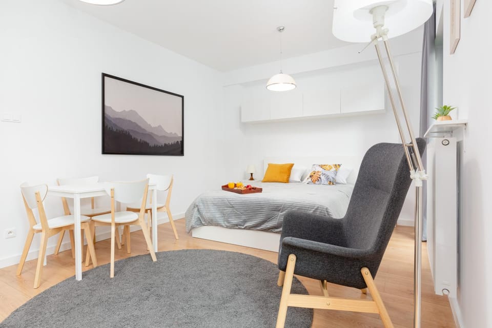 Bed, Living room, Seating area
