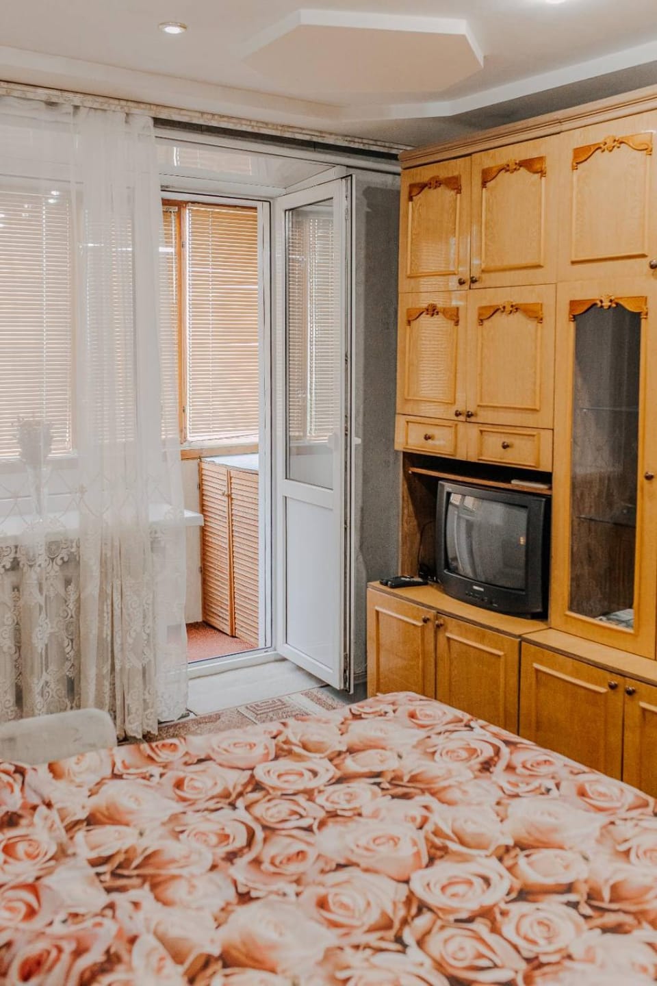 Comfortable apartments on Hrushevskogo street near 16 hospital Apartment in Dnipro