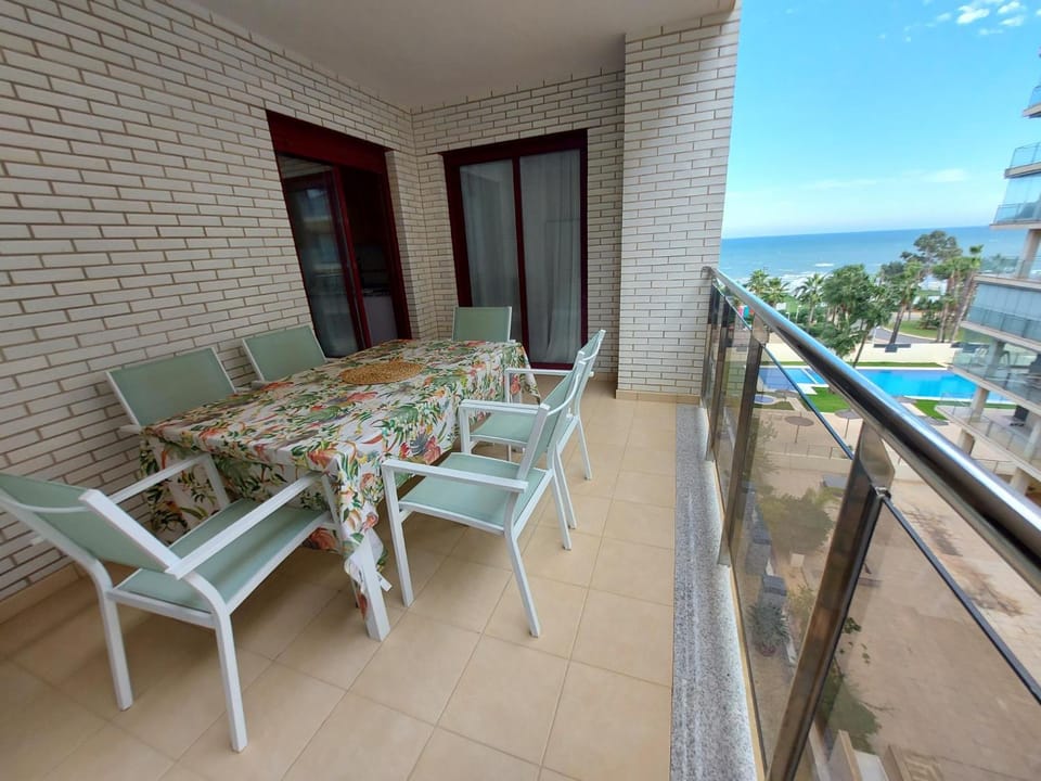 APARTAMENTO MARINA BEACH Apartment in Valencian Community