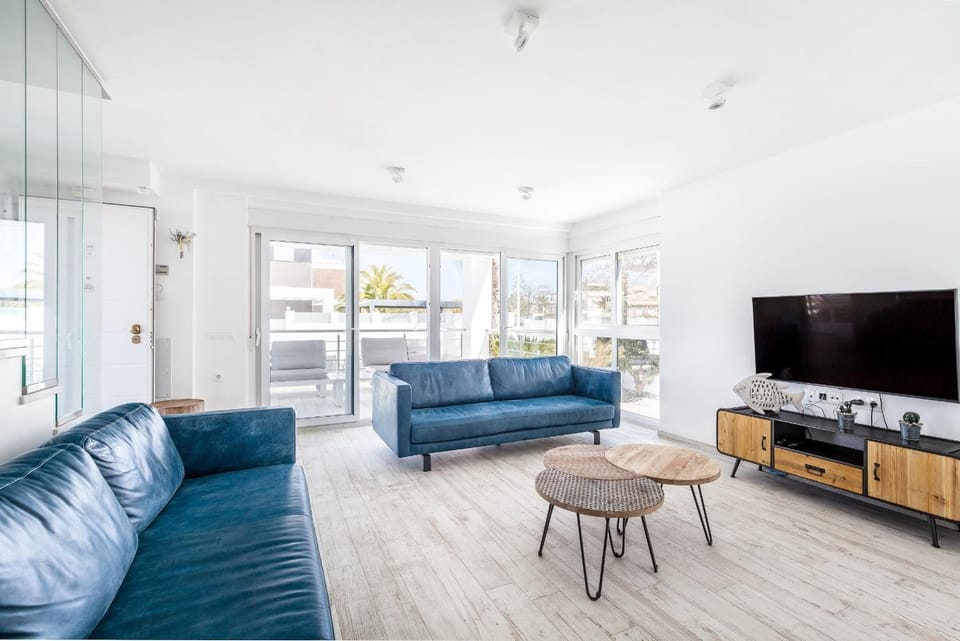 Property building, Living room