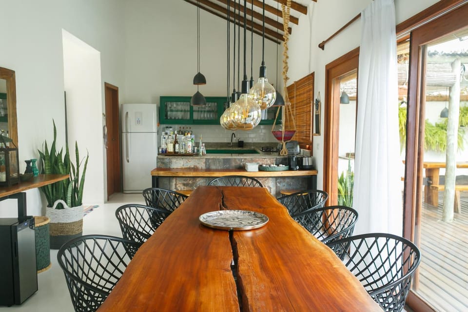 Dining area, kitchen