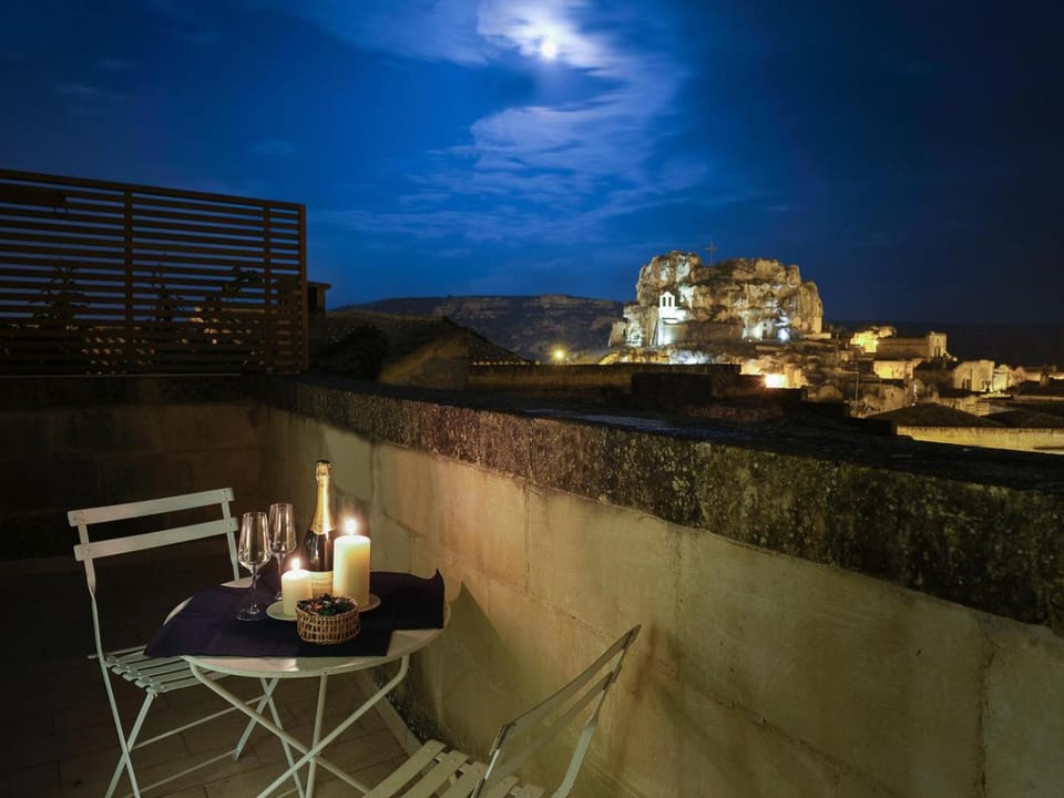 Balcony/Terrace, Balcony/Terrace