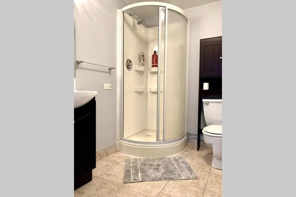 Waterfront 3-bedroom cottage with great view House in Parry Sound