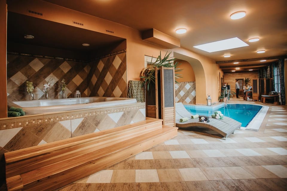 Hot Tub, Spa and wellness centre/facilities