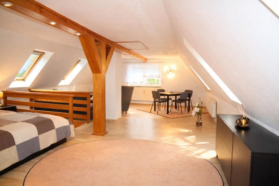 Living room, Photo of the whole room