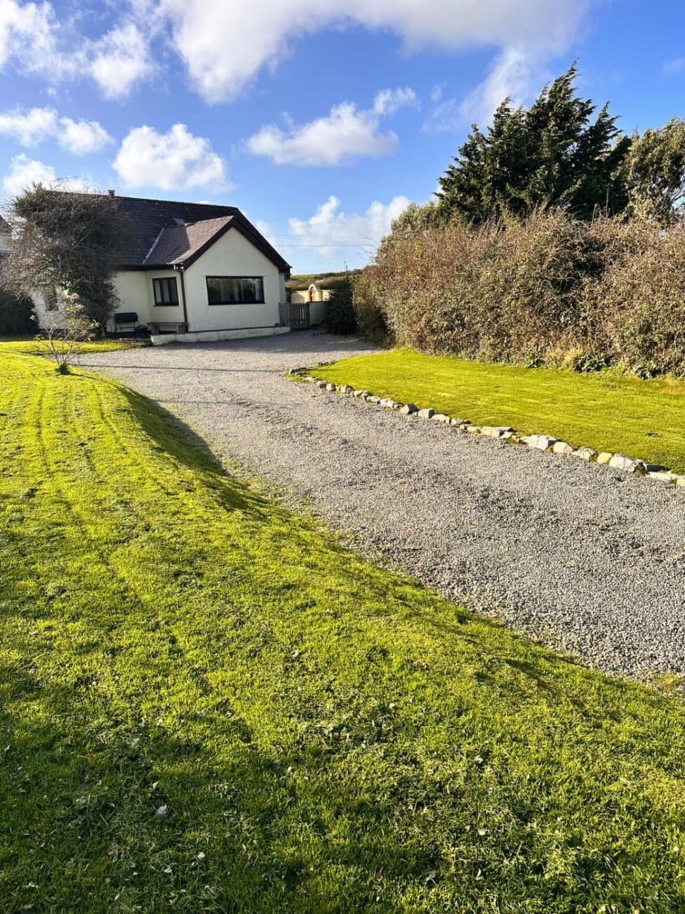 Ty Efail Cottage mountain views & secure garden House in Wales