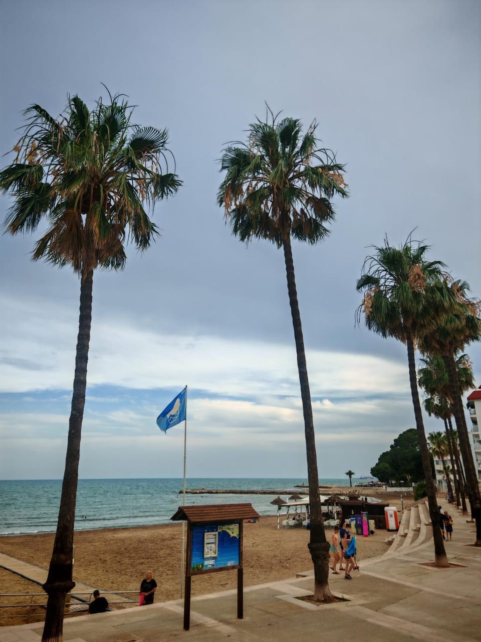 Nearby landmark, Natural landscape