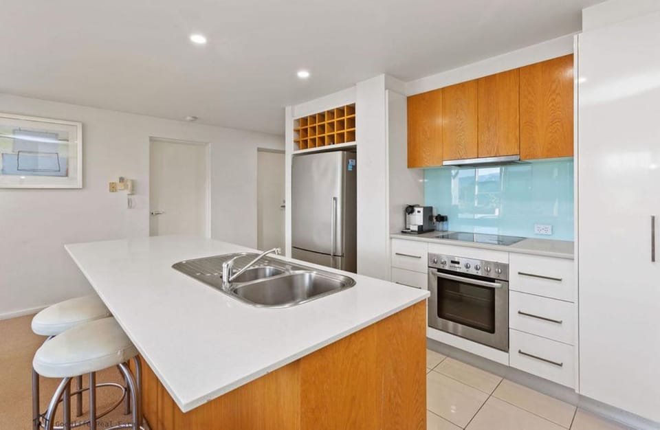 Apollo Blue Ocean View Unit 1-A Free WIFI Apartment in Apollo Bay