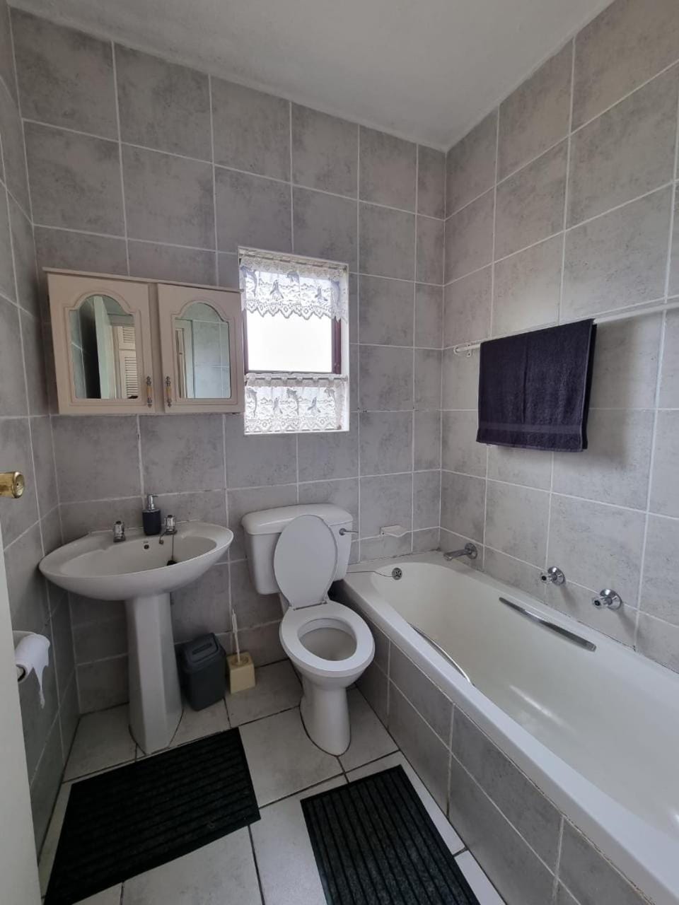 Crows nest Apartment in Margate