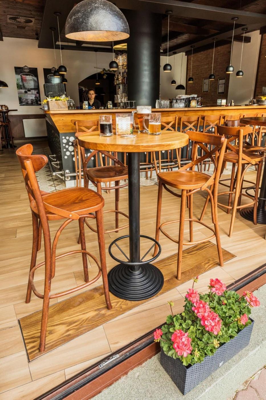 Restaurant/places to eat, Restaurant/places to eat