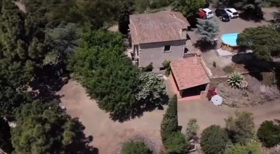 Property building, Natural landscape, Bird's eye view, Pool view