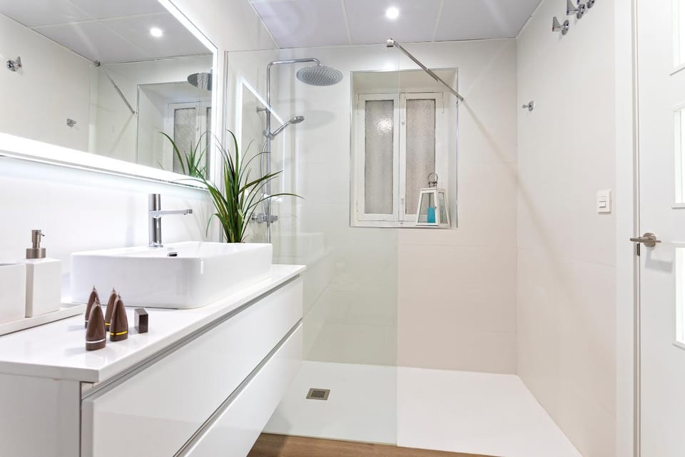 Shower, Bathroom