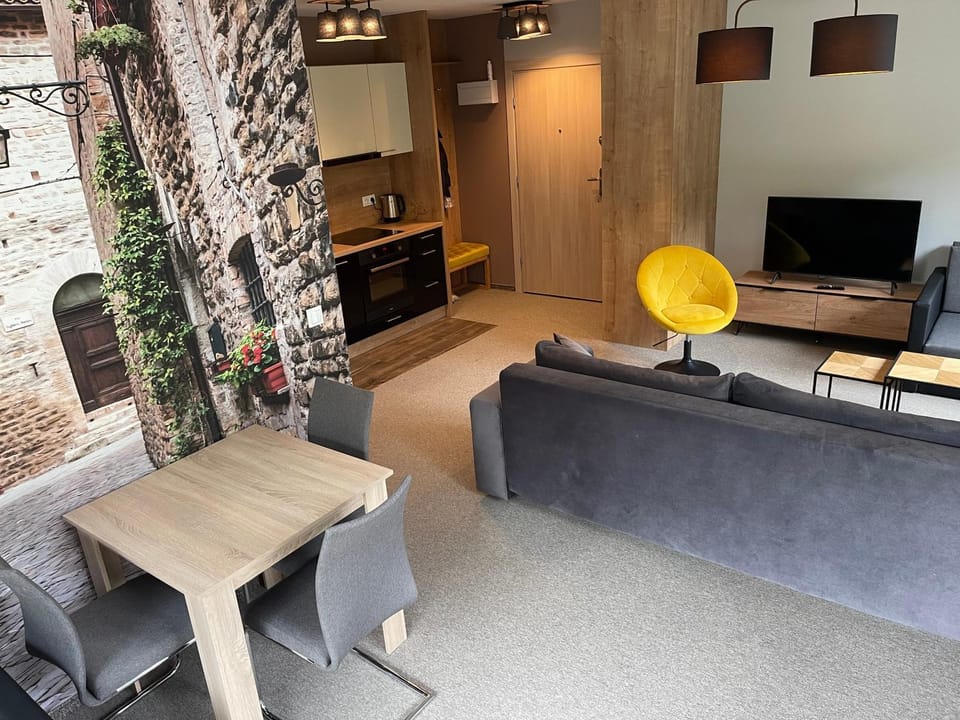 Living room, Seating area, Dining area