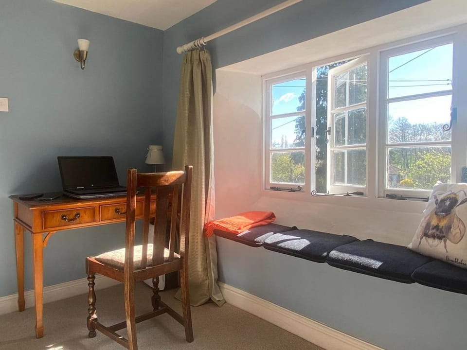 The Explorers Rest - Cottage - Frome House in Frome